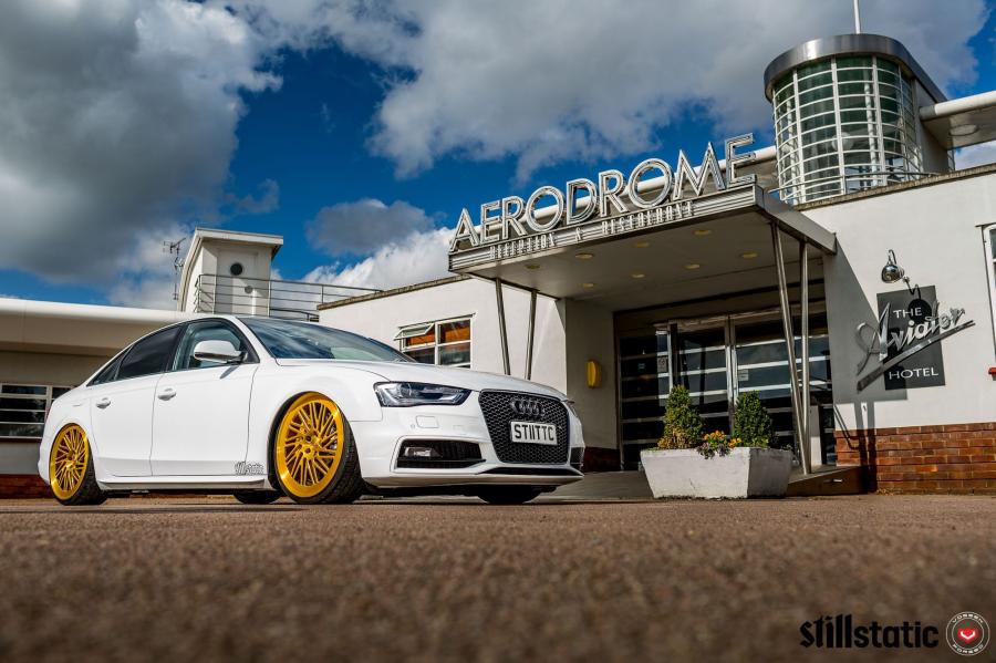  Audi A4 Sedan on Vossen Wheels (LC-105T) 2016 года  (фото 12 из 45)